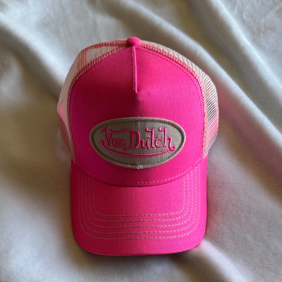 VON DUTCH VIBRANT PINK CLASSIC TRUCKER HAT - BRAND NEW & UNWORN 🩷 - Picture 2 of 10
